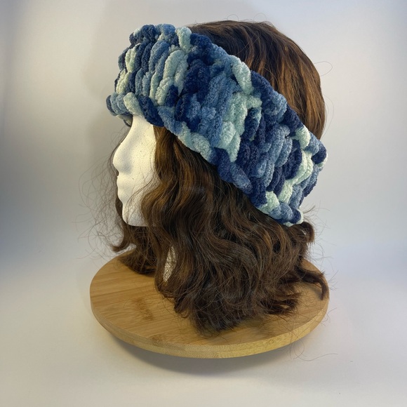 Handmade Women’s/Junior’s Winter Headband/Ear Wrap - Variegated Blue - Picture 5 of 9